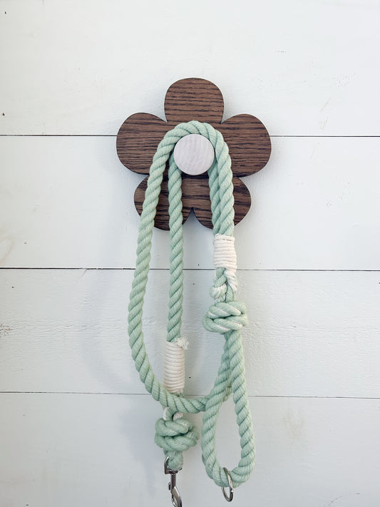 Espresso Daisy Leash Holder (Ready to Ship)