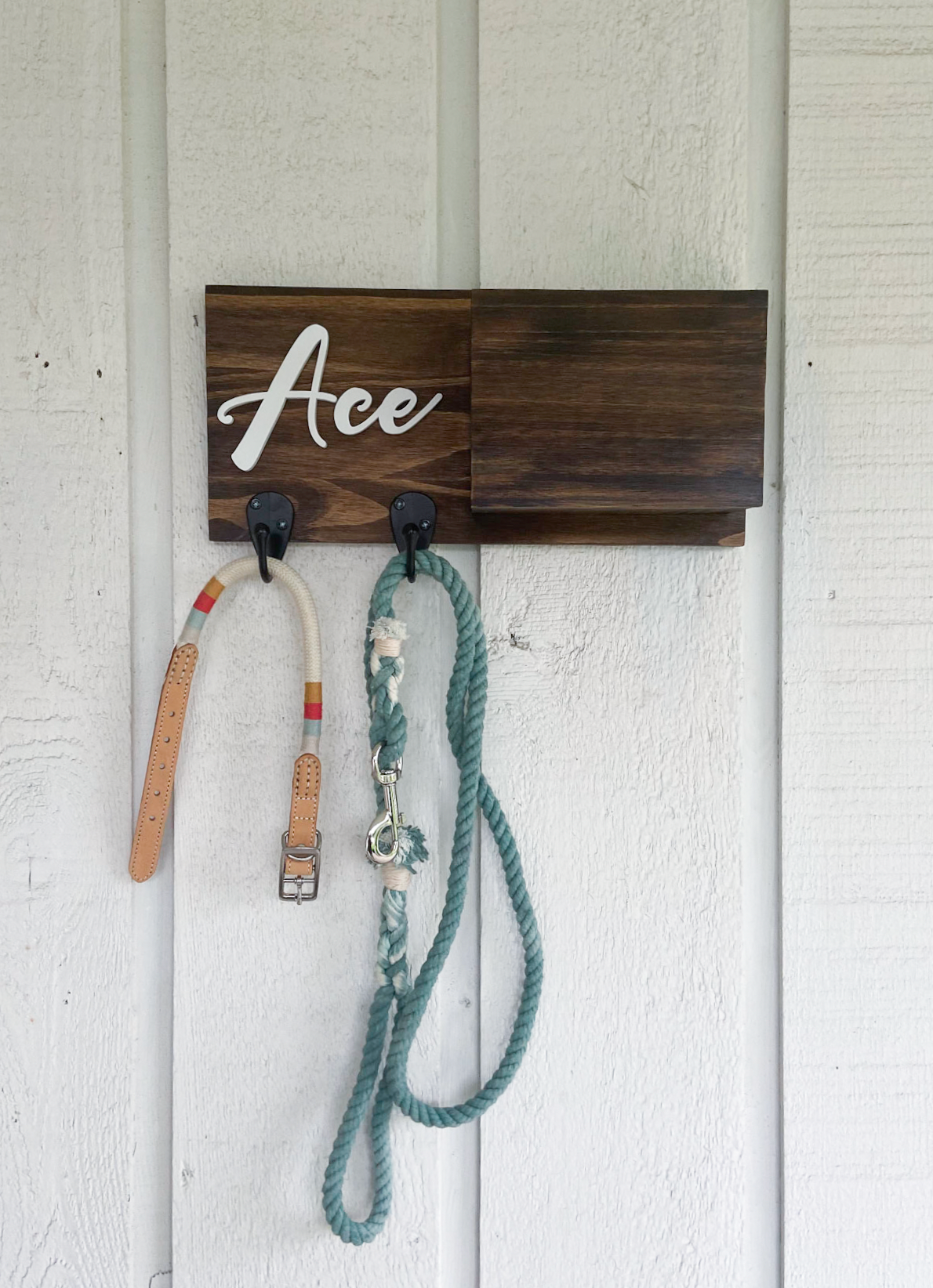 Leash Holder with Storage Box